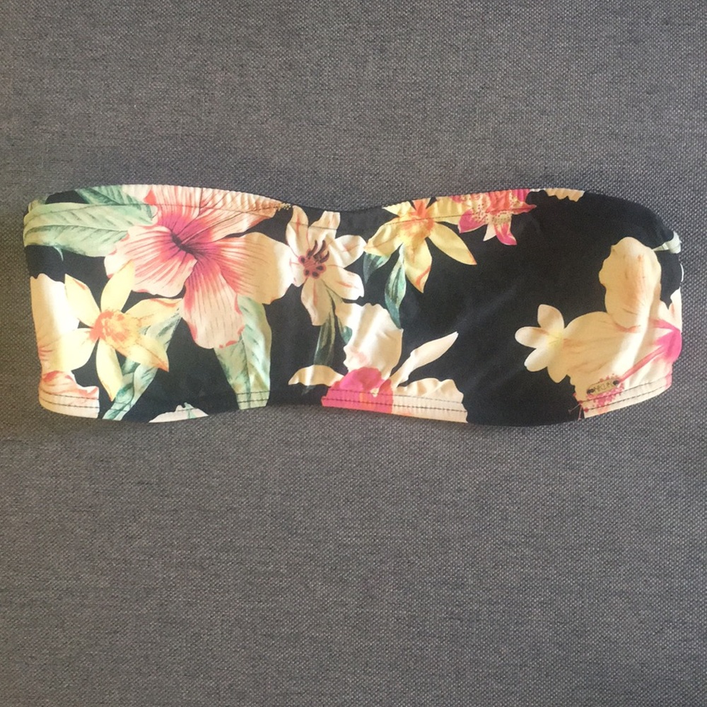Ripcurl bandeau top